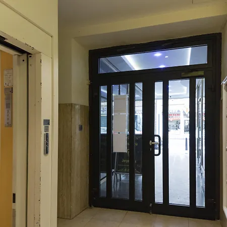 The Queen Luxury - Carlotta *