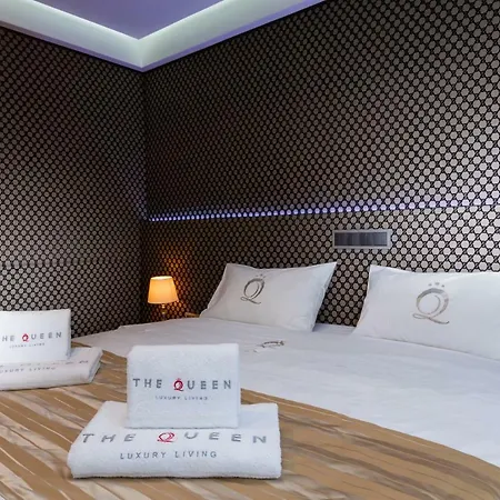 The Queen Luxury - Carlotta Apartment *