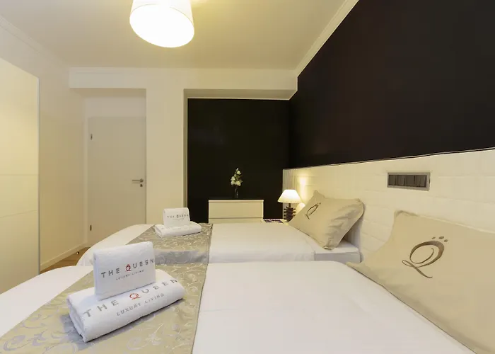 The Queen Luxury - Carlotta * Luxemburg