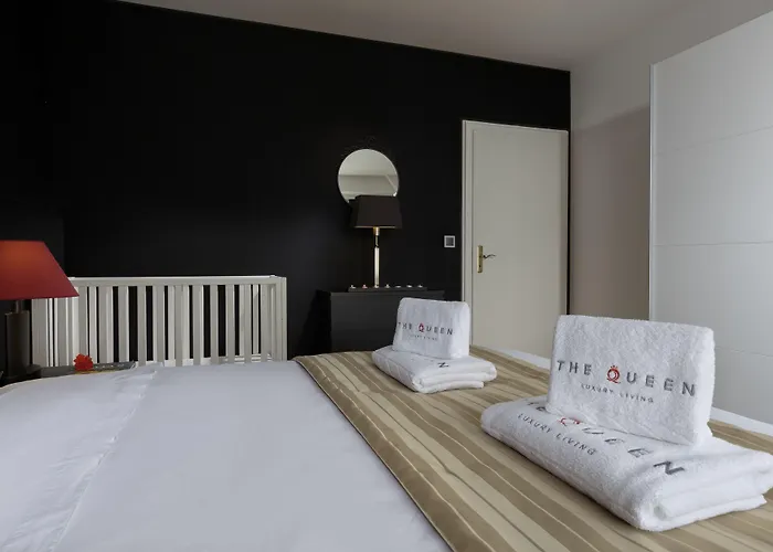 The Queen Luxury - Carlotta * Luxemburg