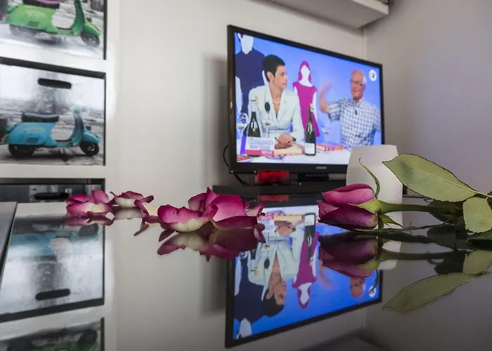 The Queen Luxury - Carlotta Apartman *