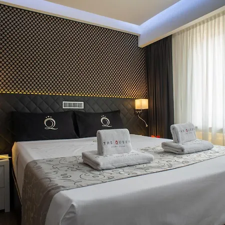 The Queen Luxury - Carlotta