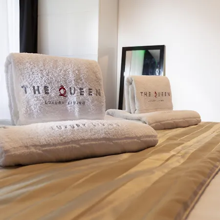 The Queen Luxury - Carlotta Apartmán *