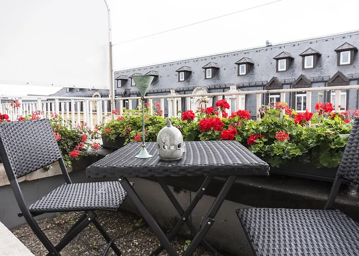 The Queen Luxury - Carlotta