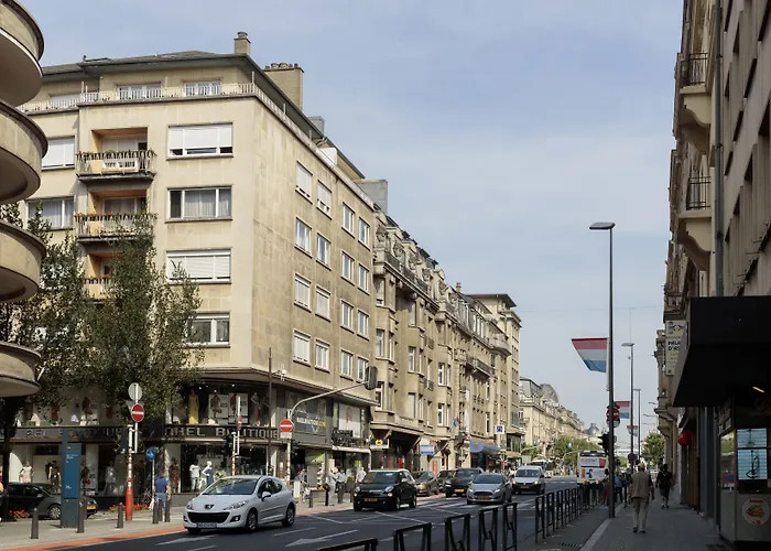 The Queen Luxury - Carlotta *