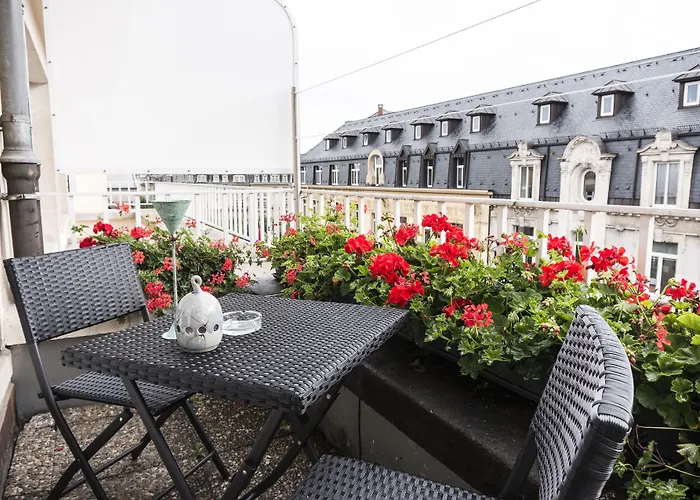 The Queen Luxury - Carlotta *