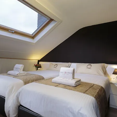 The Queen Luxury - Carlotta *