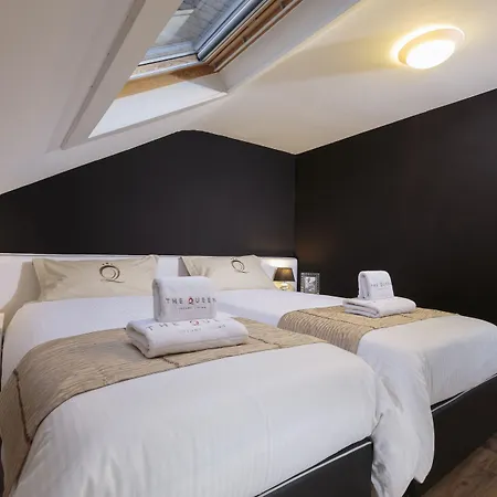 The Queen Luxury - Carlotta