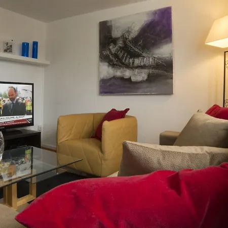 The Queen Luxury - Carlotta *