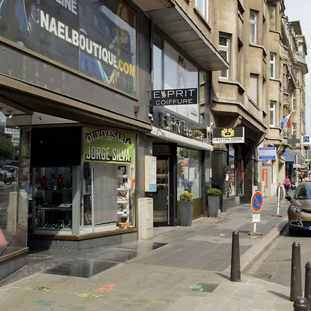 The Queen Luxury - Carlotta Λουξεμβούργο